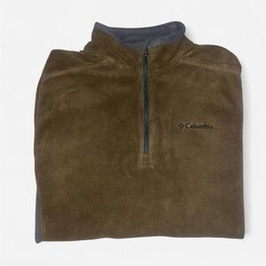 Columbia Men's Olive Zip-Up Sweater